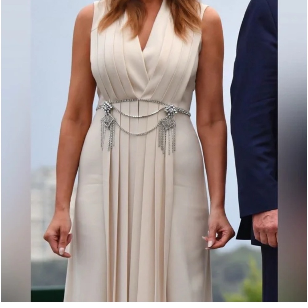 Gucci Cream Midi Dress with Belt - Picture 15 of 15